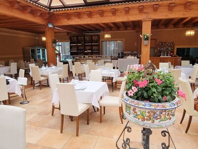Santana Hotel Restaurante