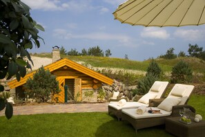 Sauna, steam room, body treatments, hot stone massages