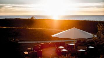Sun deck