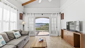 1 dormitorio, ropa de cama de alta calidad, edredones de plumas