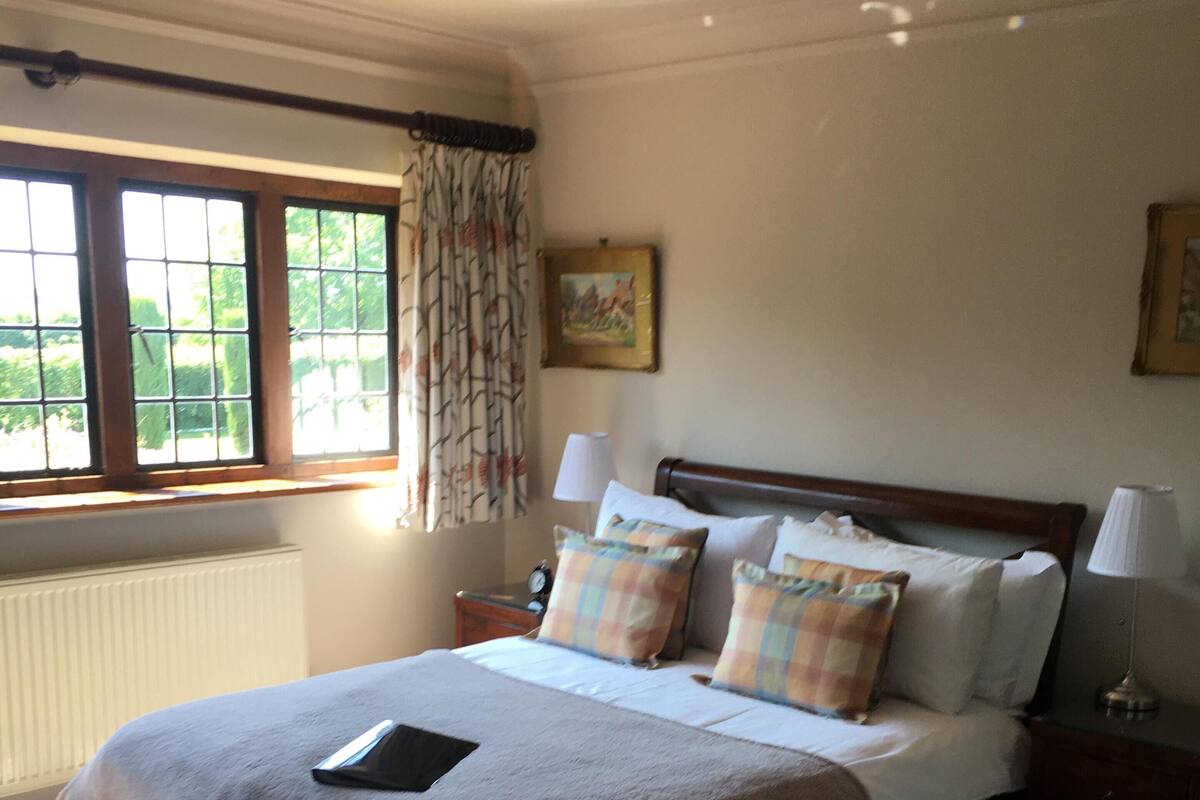 Chambre Double, salle de bains attenante (Room 2)