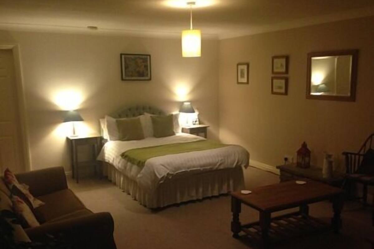3 habitaciones, tabla de planchar con plancha y wifi gratis