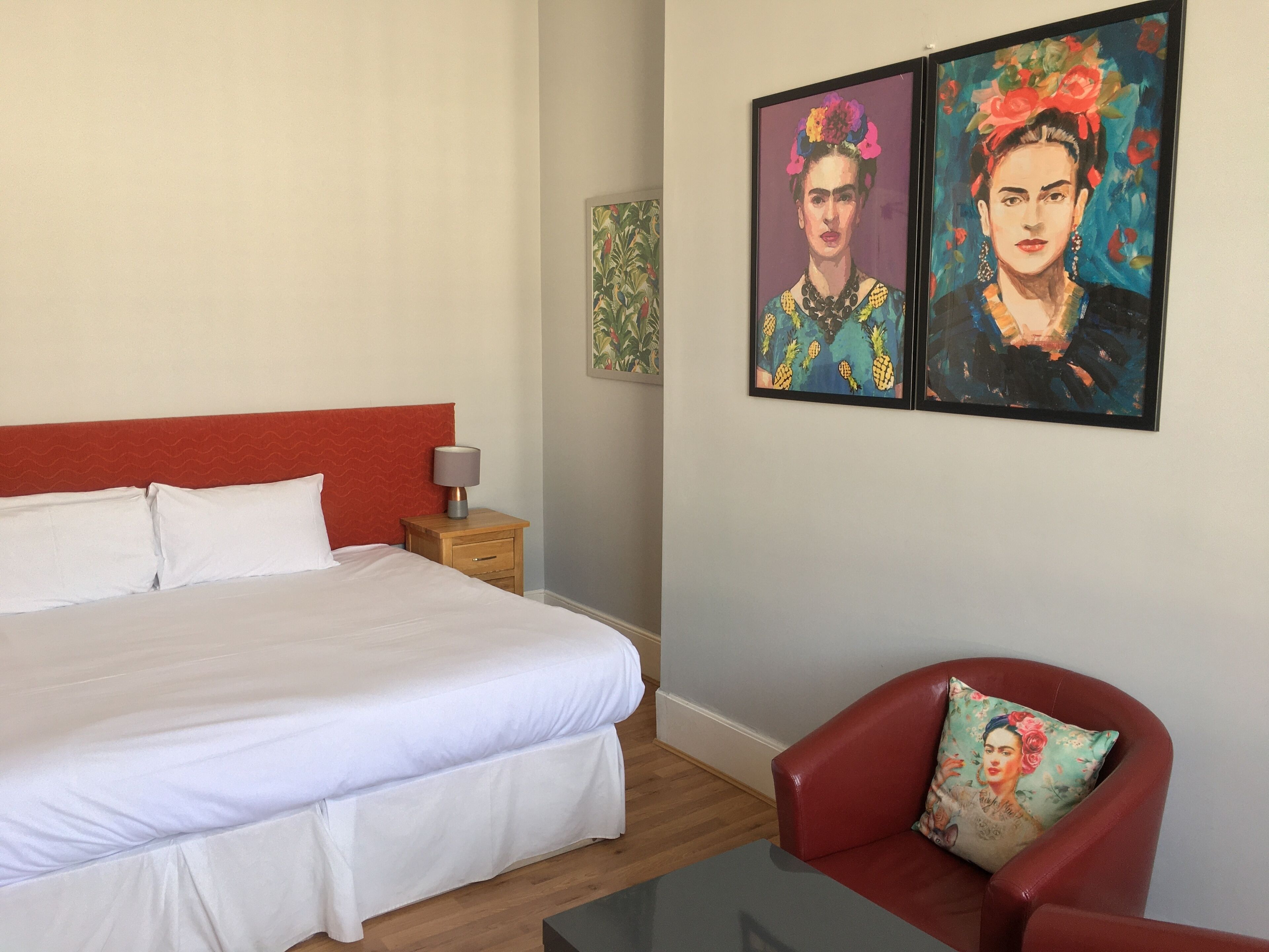 Superior Double or Twin Room | Hypo-allergenic bedding, desk, iron/ironing board, rollaway beds