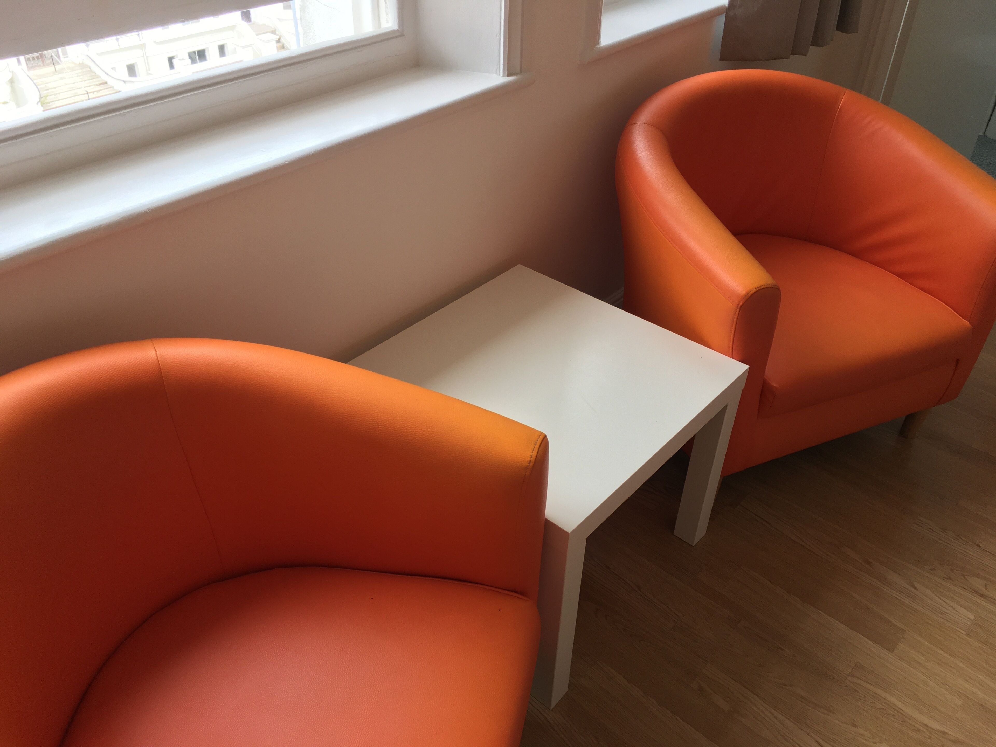 superior double room | living area | flat-screen tv, dvd player