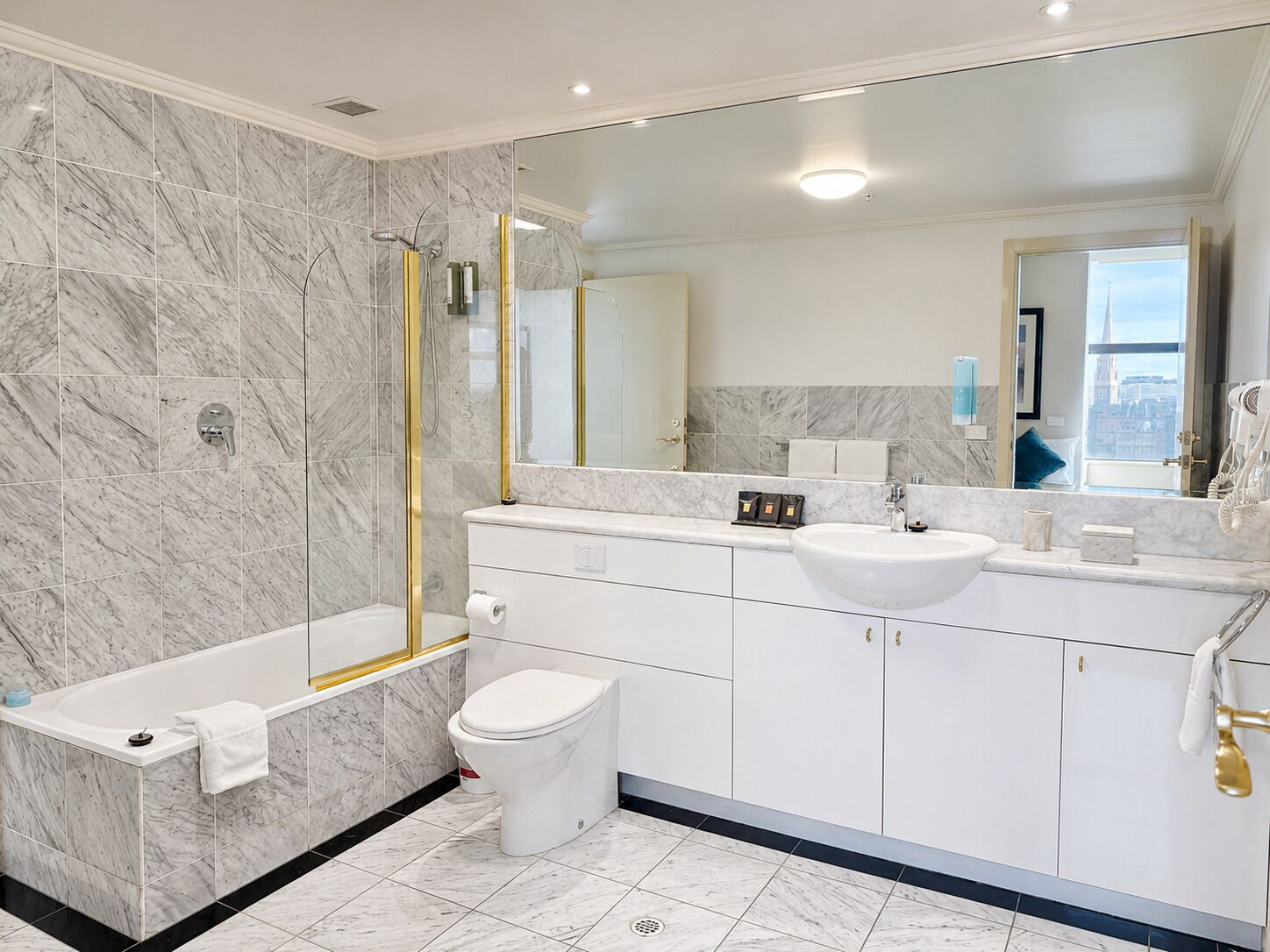 Photo - Melbourne CBD Central Apartment Hotel