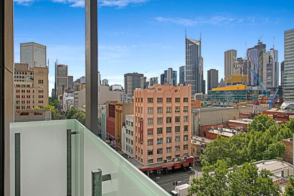 View from room - Melbourne CBD Central Apartment Hotel (Melbourne)