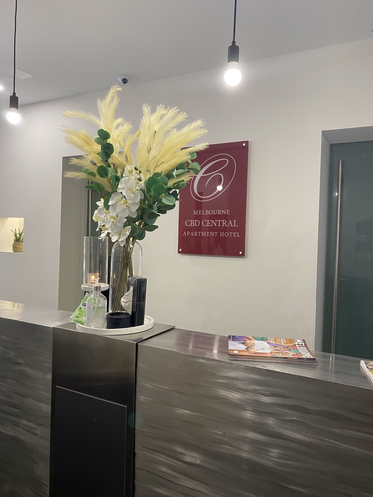 Melbourne CBD Central Apartment Hotel