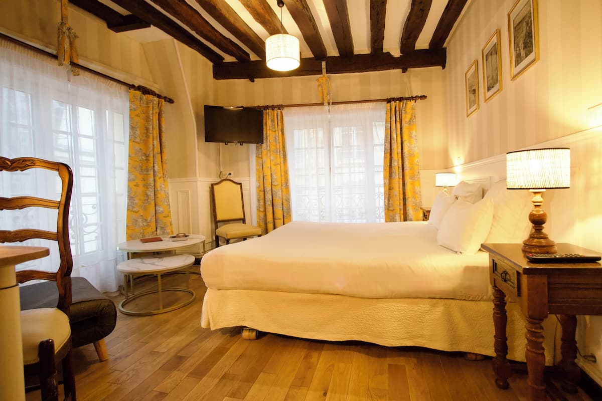Premium bedding, minibar, in-room safe, individually decorated