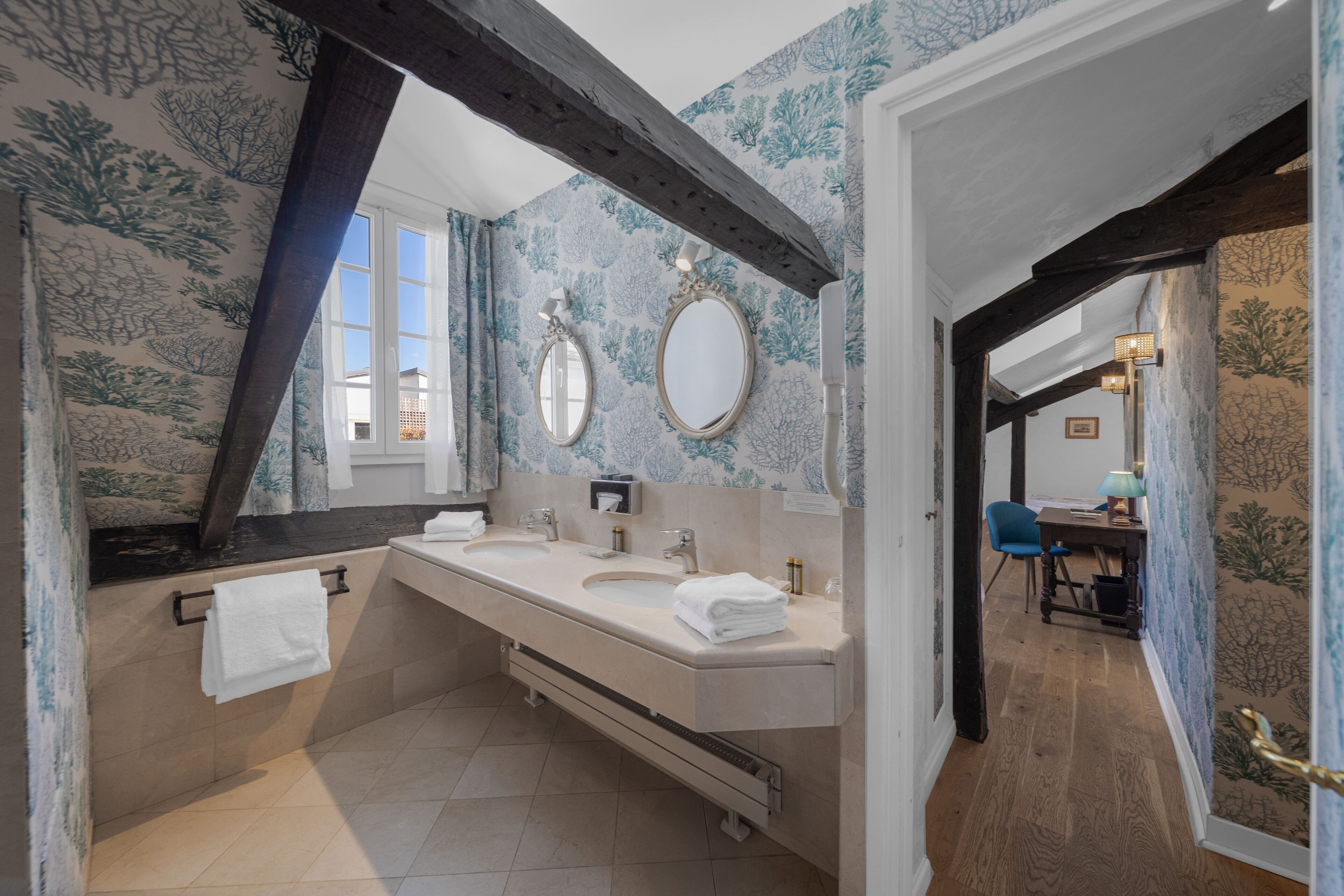 Photo - Hotel de la Bretonnerie