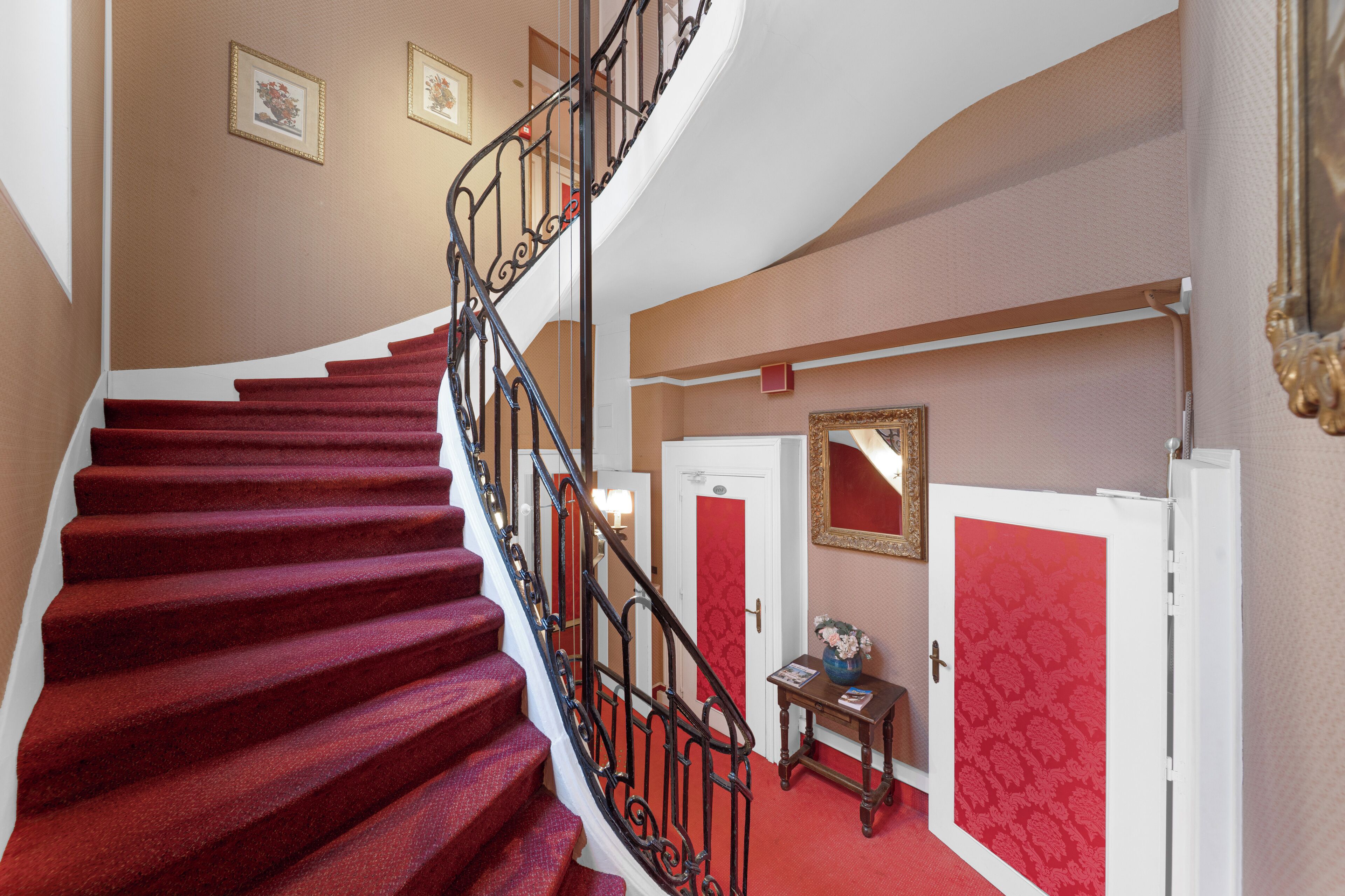 Photo - Hotel de la Bretonnerie