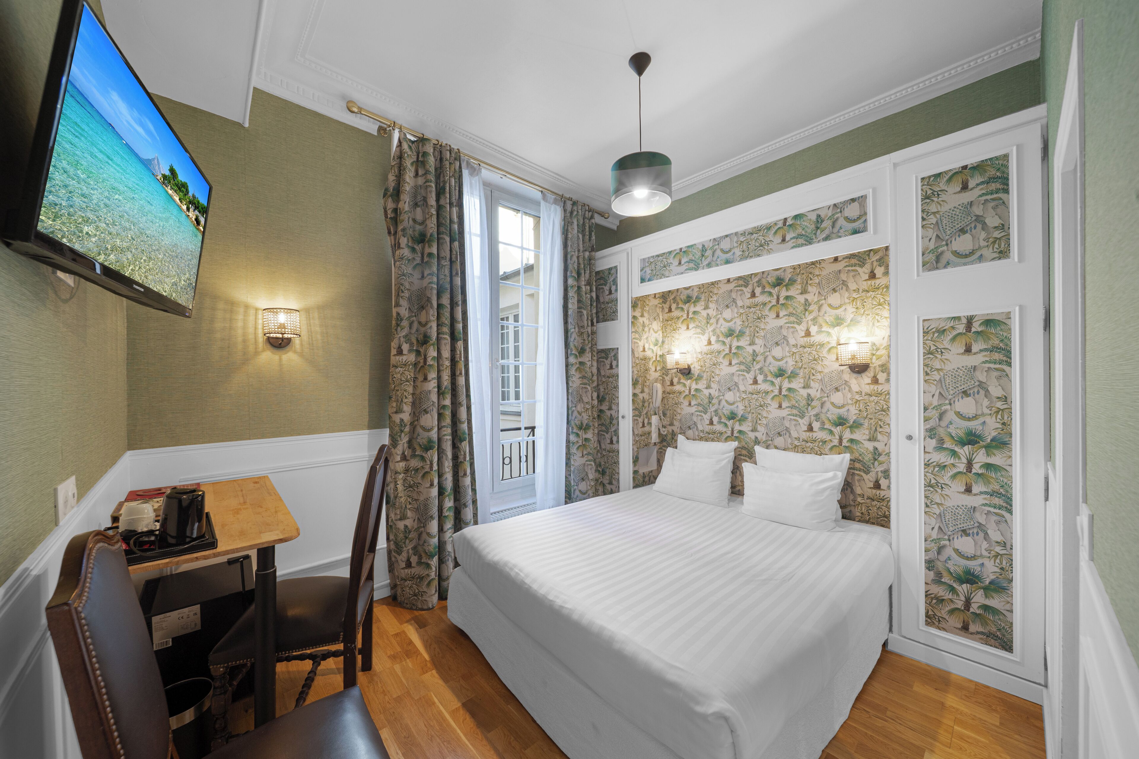 Photo - Hotel de la Bretonnerie