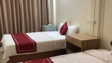 Minibar, escritorio, wifi gratis y ropa de cama