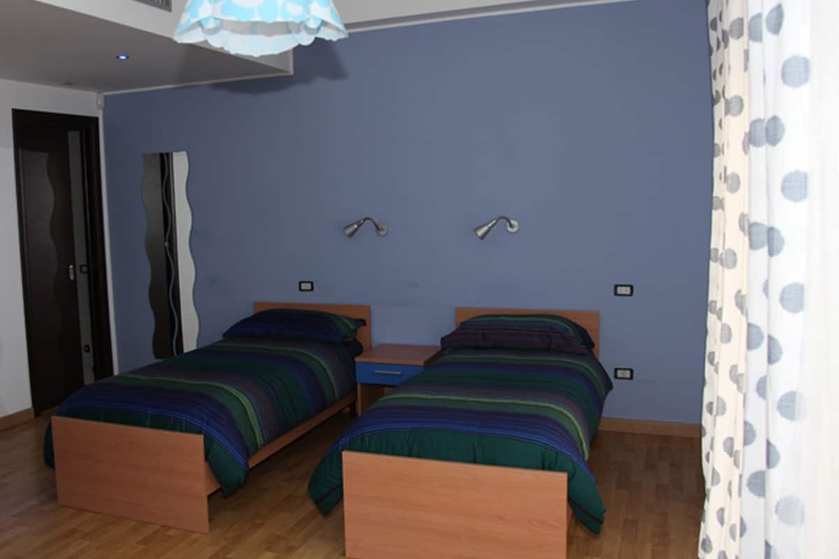 Superior Triple Room | Children's theme room