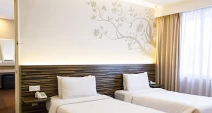 The 5 Elements Hotel
