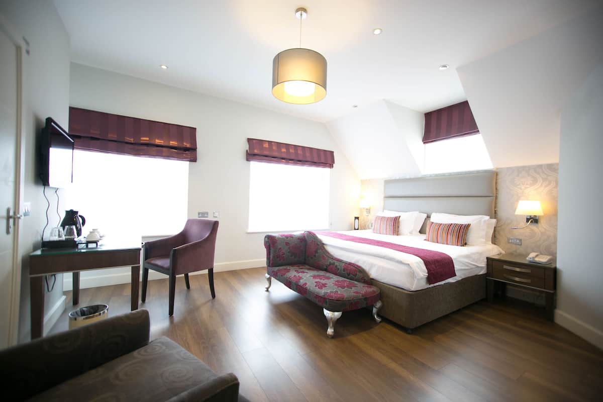 Executive tweepersoonskamer | Luxe beddengoed, een kluis op de kamer, gratis wifi, beddengoed