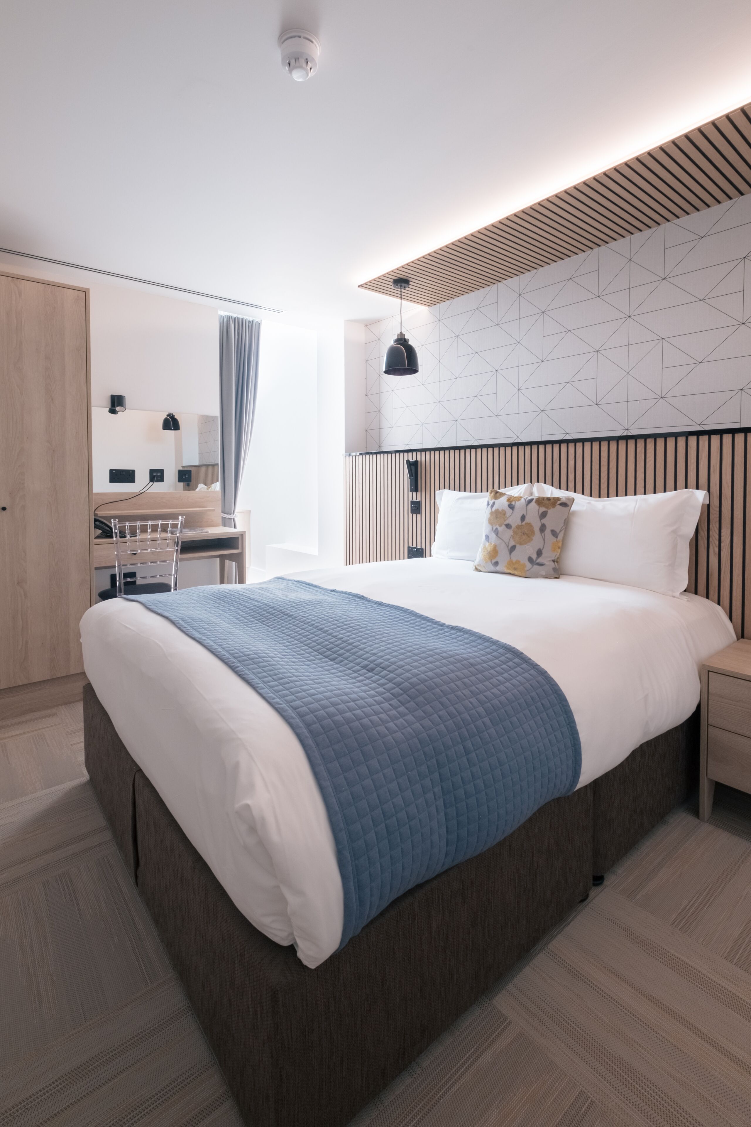 queen single | 1 bedroom, premium bedding, in-room safe, free wifi