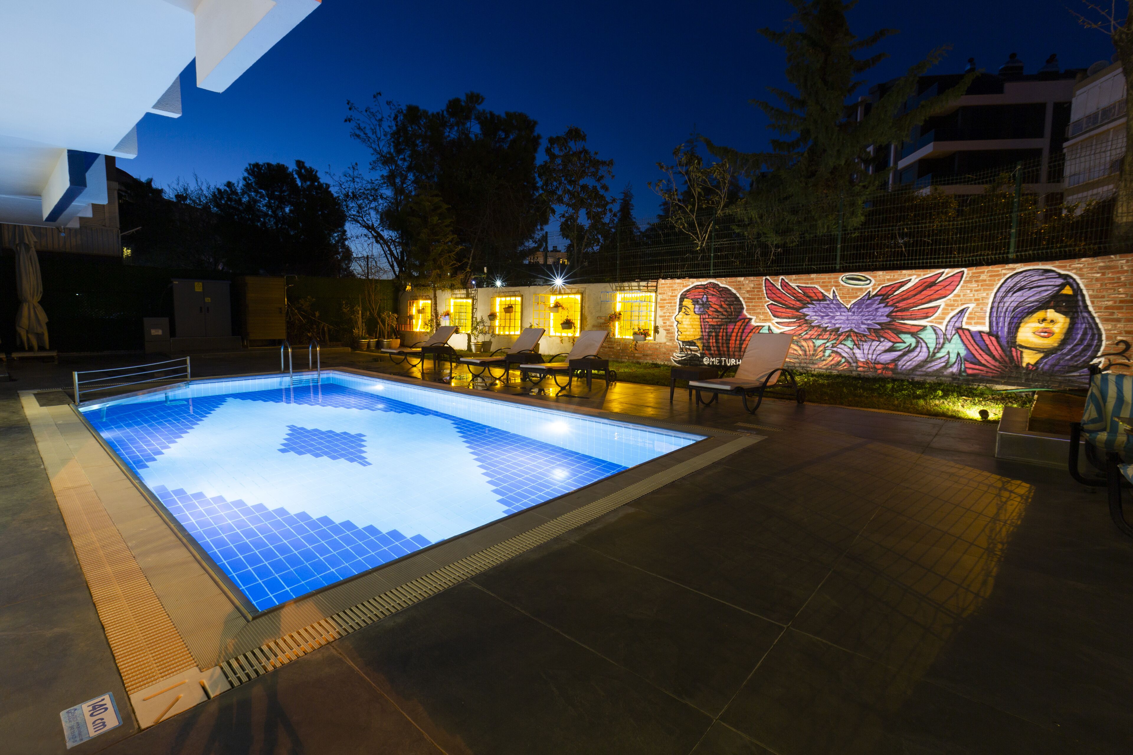 Photo - Mene City Hotel