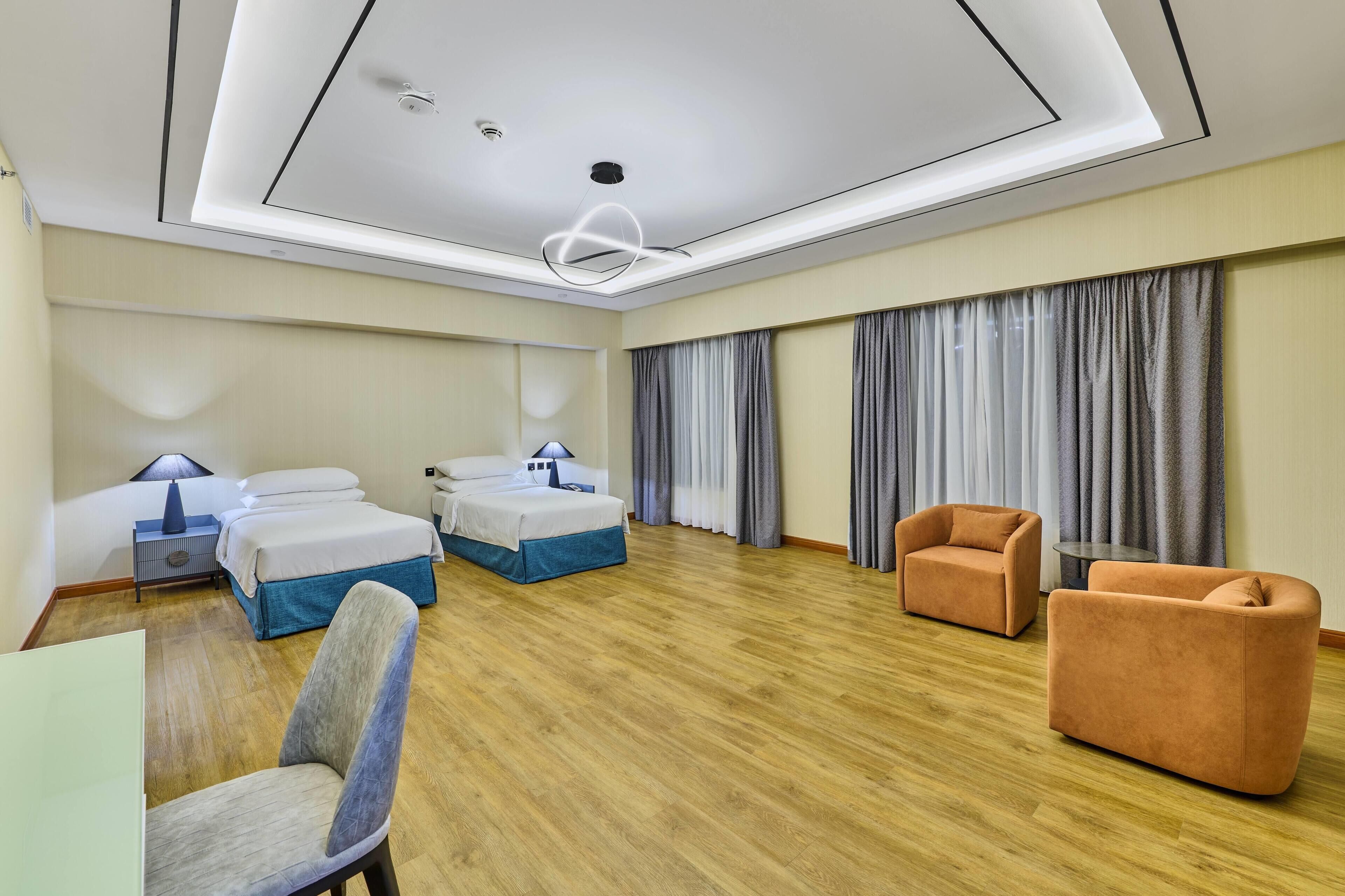 Couette en duvet d'oie, minibar, coffres-forts dans les chambres