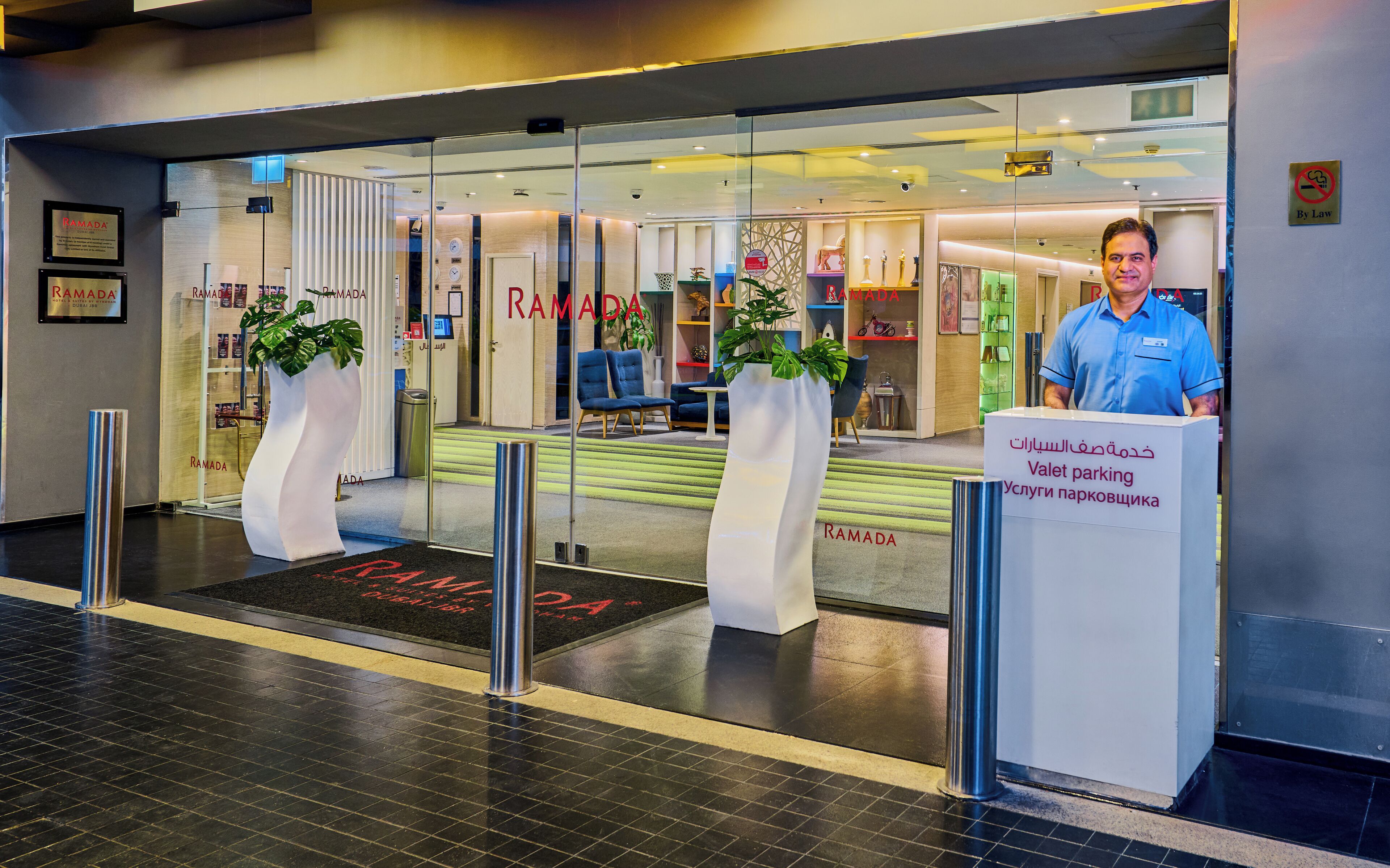 Photo - Ramada Hotel, Suites and Apartments by Wyndham Dubai JBR