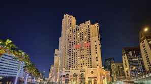 Exterior - Ramada Hotel and Suites by Wyndham Dubai JBR (Dubai)