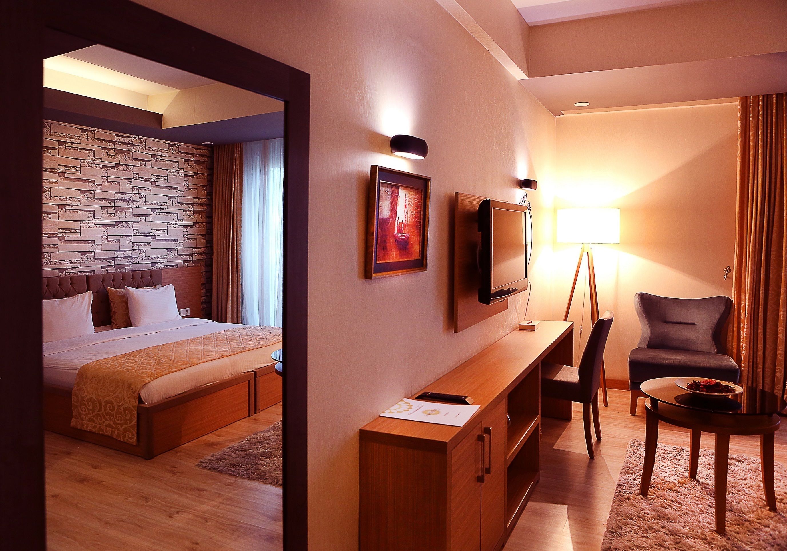 Deluxe Double or Twin Room, 1 Double Bed | Minibar, in-room safe, desk, free cribs/infant beds