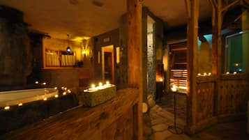 Sauna, bain à remous, hammam, hammam, soins d'hydrothérapie