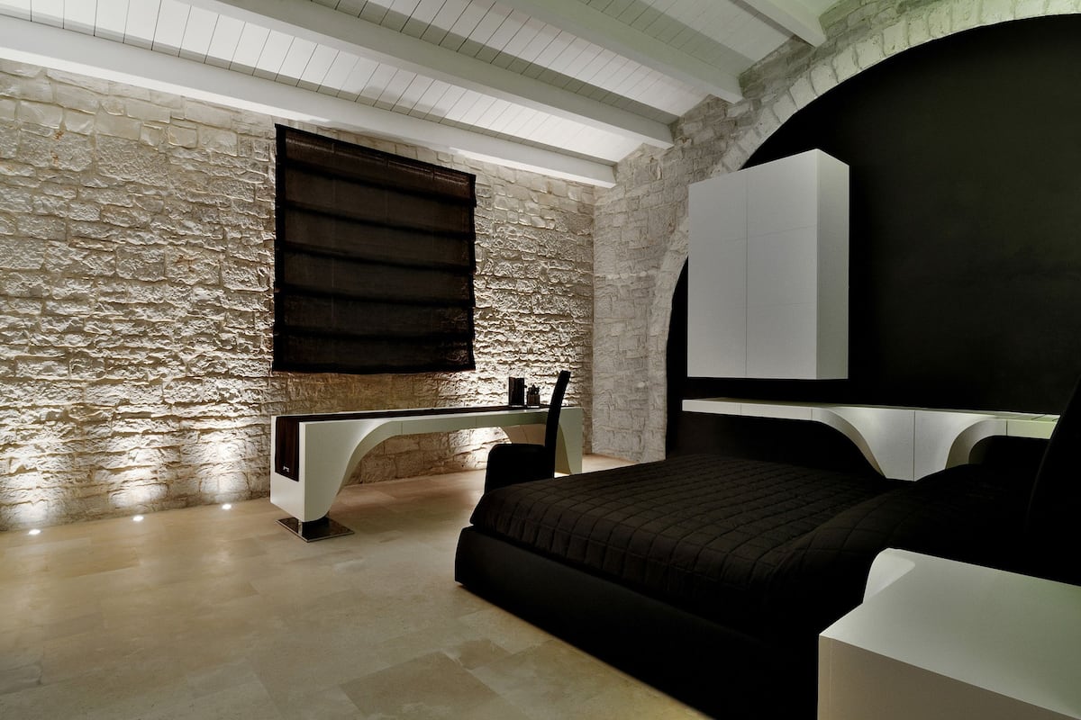 Standard Room | Premium bedding, desk, free cribs/infant beds, rollaway beds