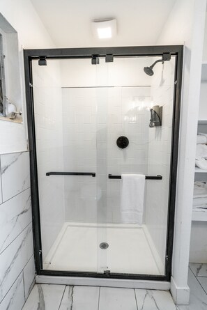 Shower, free toiletries, hair dryer, towels
