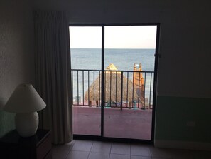 Suite, 1 King Bed, Non Smoking | View from room