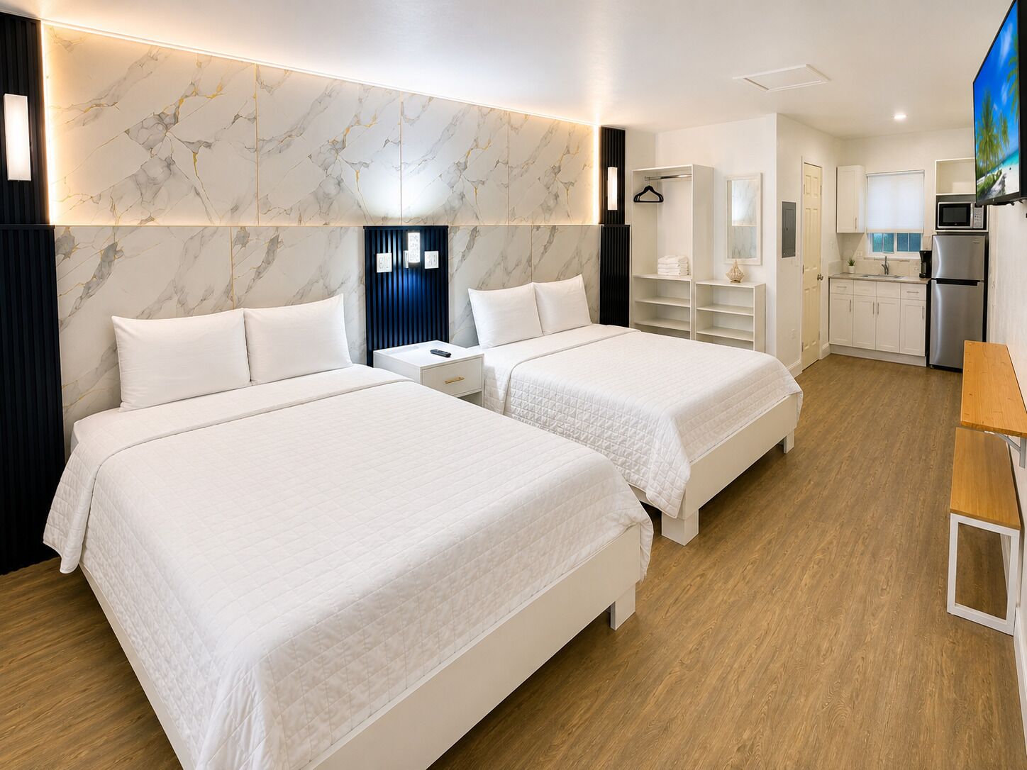 Efficency, 2 Double Beds, Non Smoking | Pimennysverhot, silitysrauta/-lauta, ilmainen Wi-Fi