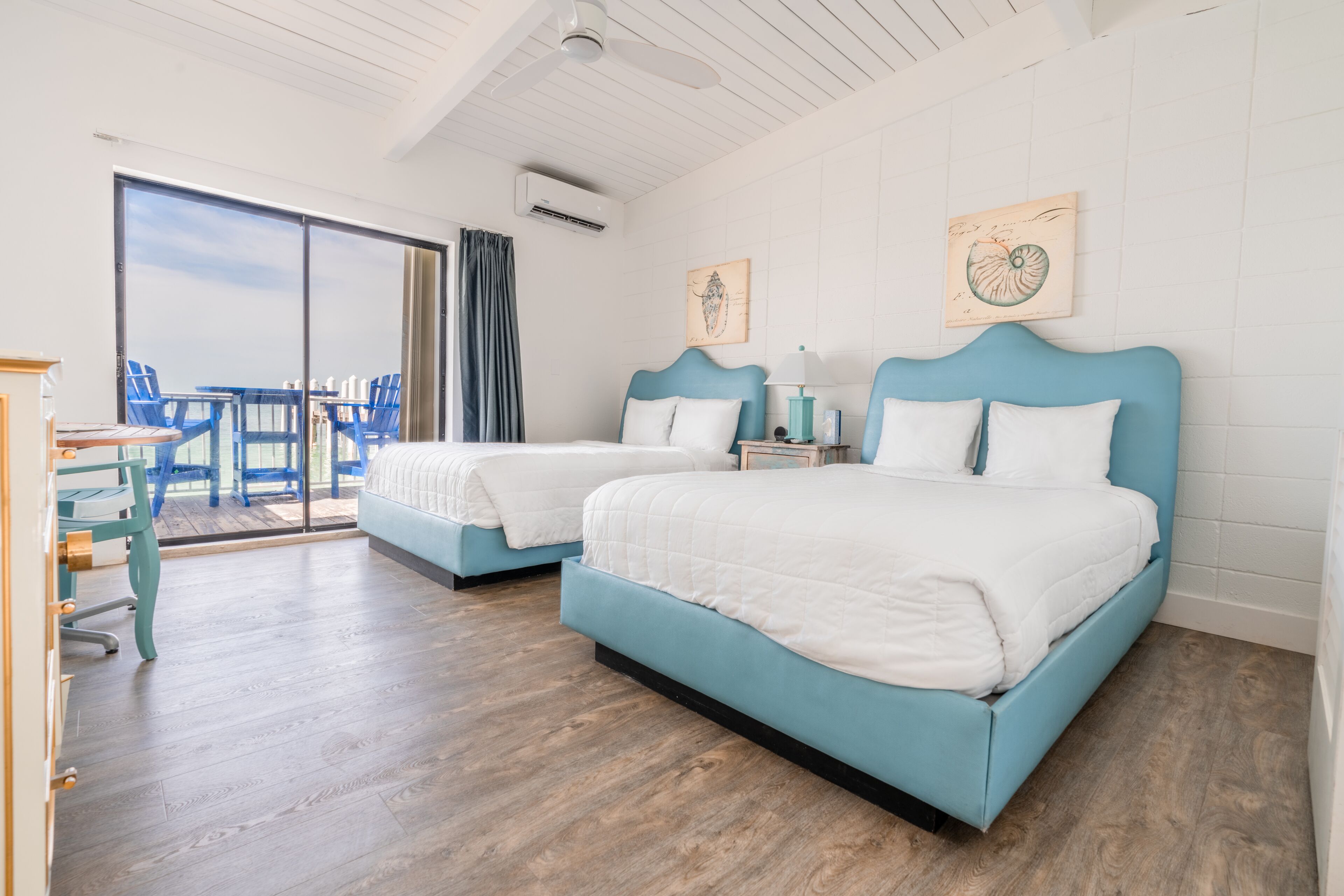 标准房, 2 张双人床, 露台, 海景 | 特色装修、遮光窗帘、熨斗/熨板、免费 WiFi