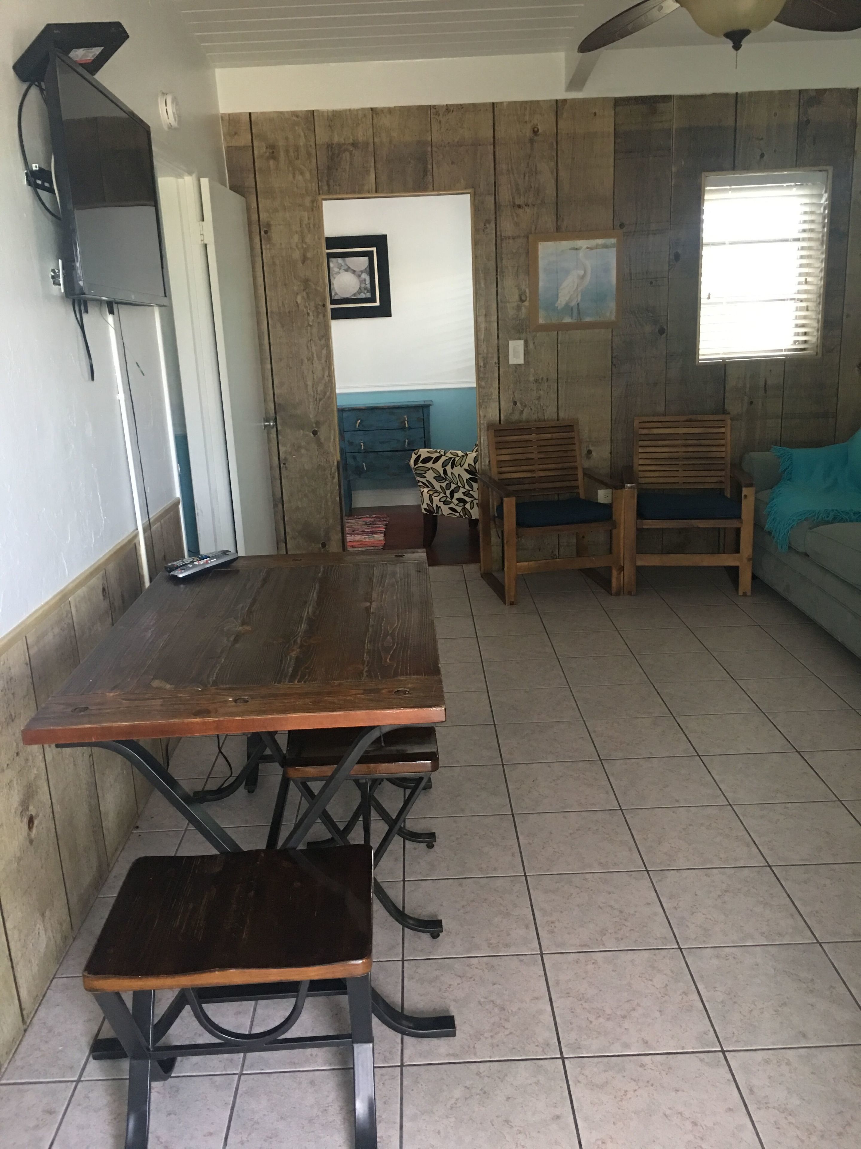 cottage, 2 bedrooms, non smoking | living room | 55-inch flat-screen tv with cable channels, tv