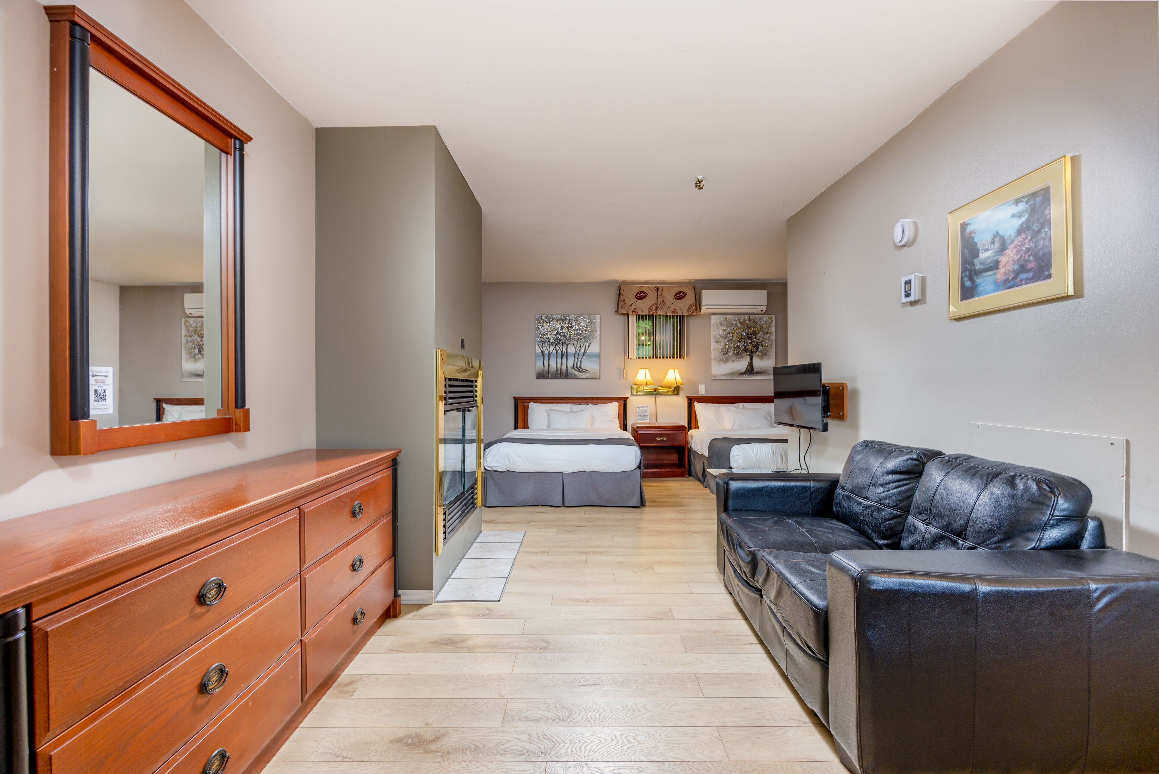 standard room | 1 bedroom, desk, laptop workspace, blackout curtains