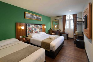 Superior Family Room | In-room safe, desk, soundproofing, free cribs/infant beds - Armenian Street Heritage Hotel (George Town)
