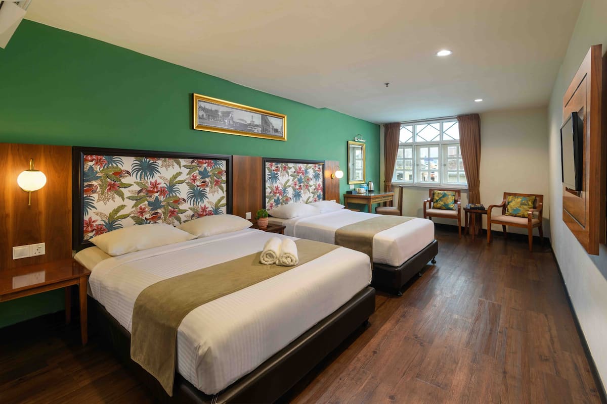 Quarto luxo (Family ) | 1 quarto, cofres nos quartos, escrivaninha, quartos à prova de som