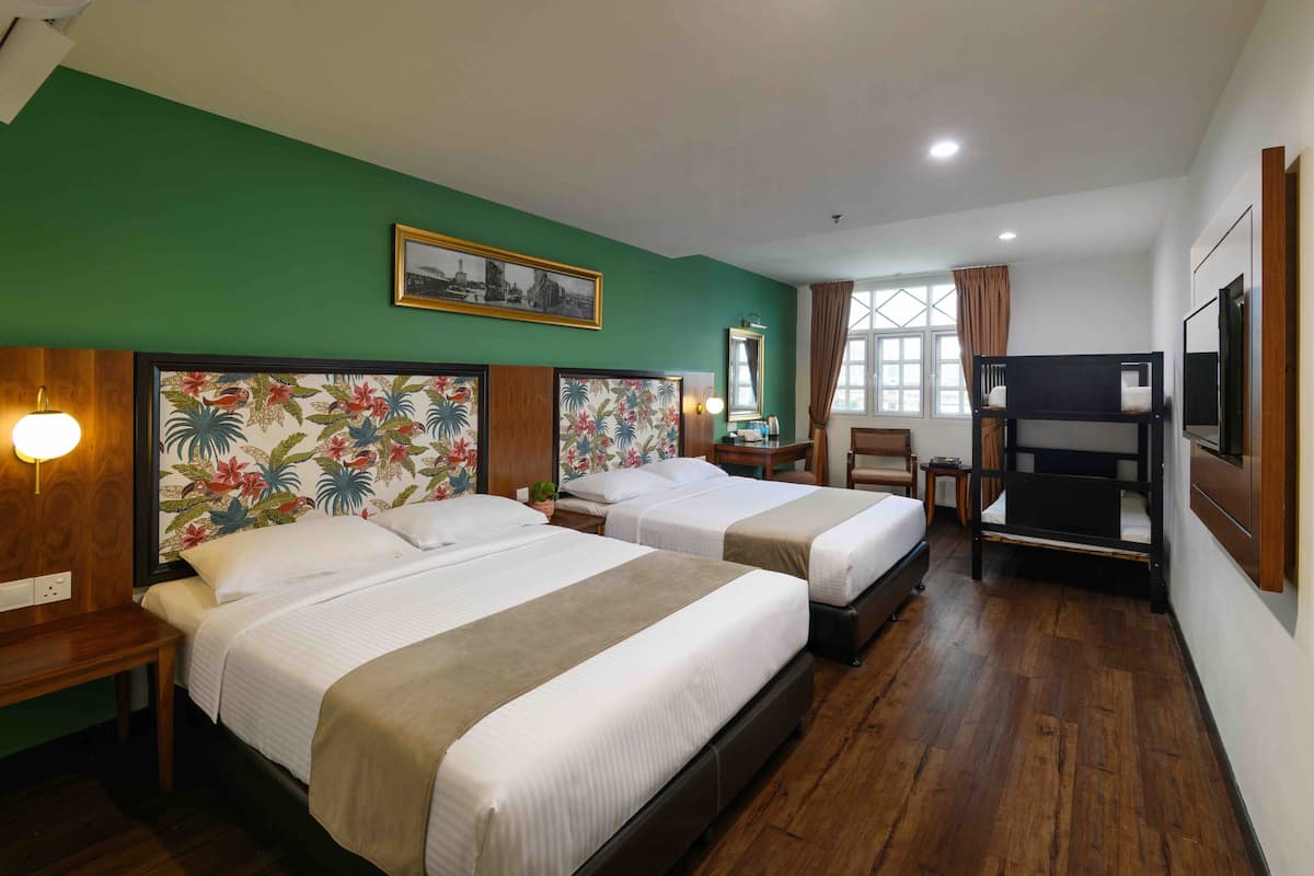 Quarto júnior (Family ) | 1 quarto, cofres nos quartos, escrivaninha, quartos à prova de som