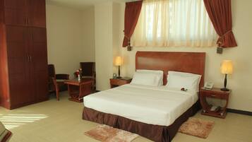 Deluxe Double Room | Free minibar items, in-room safe, desk, soundproofing