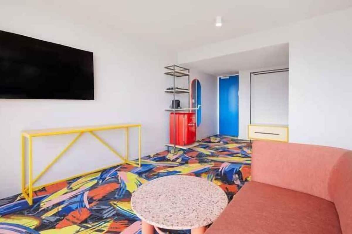 Living area | 50-inch Smart TV with digital channels, TV