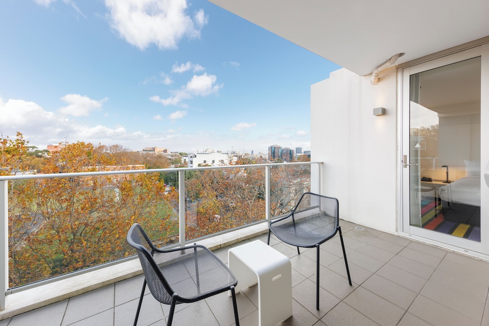 ADGE Hotel & Residences Sydney Surry Hills by null