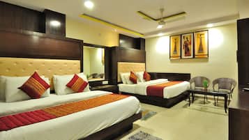 Family Room | Premium bedding, pillow-top beds, in-room safe, desk