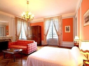 Superior-Doppelzimmer | Zimmersafe, Zustellbetten, kostenloses WLAN