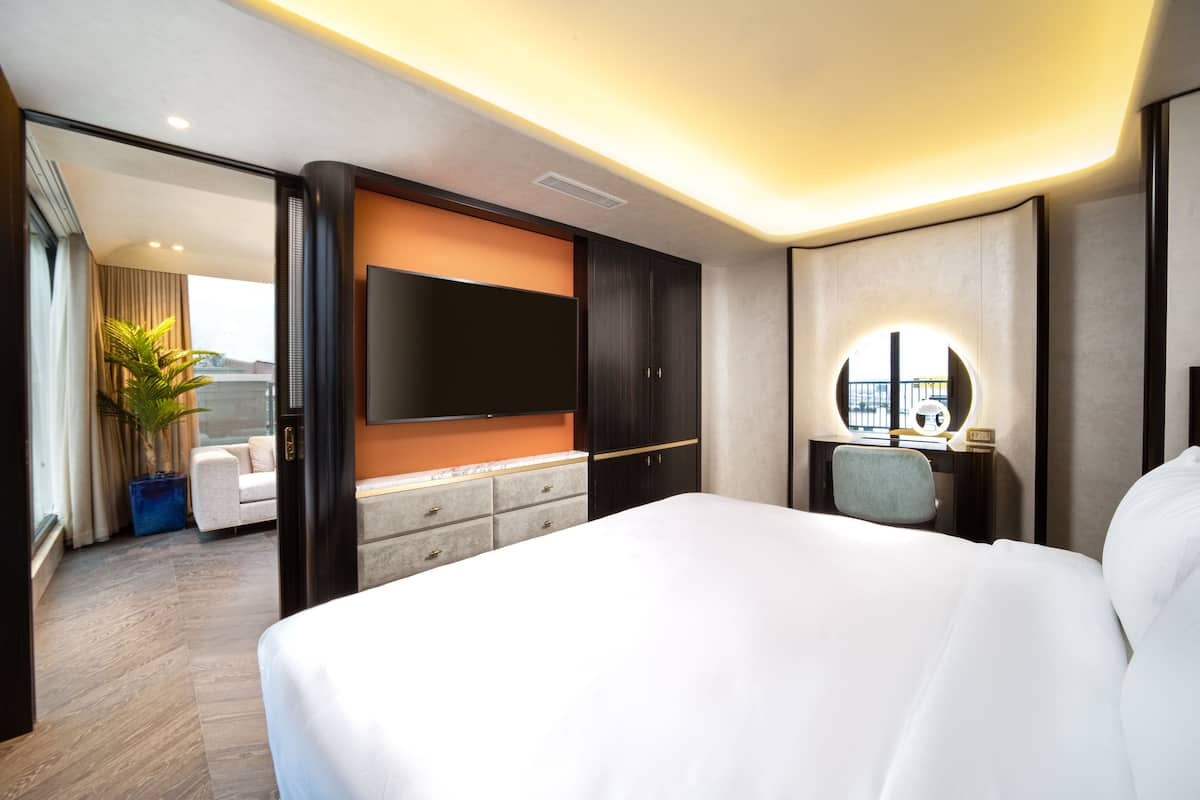 Luxe penthouse, terras (Bosphorus View) | 1 slaapkamer, luxe beddengoed, donzen dekbedden, Tempur Pedic-bedden
