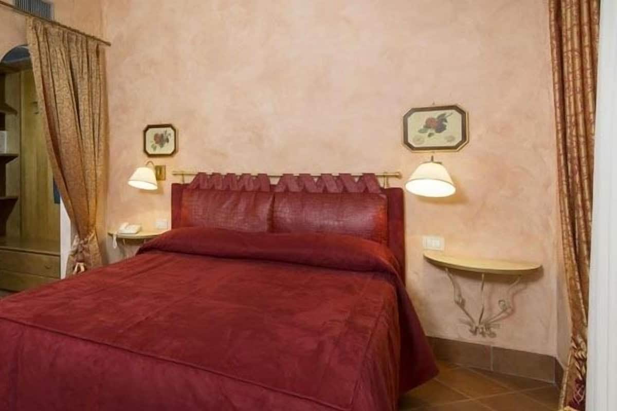 1 bedroom, minibar, in-room safe, desk
