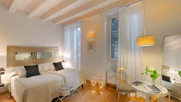 Standard-Doppelzimmer | Allergikerbettwaren, Minibar (mit einigen kostenlosen Artikeln)