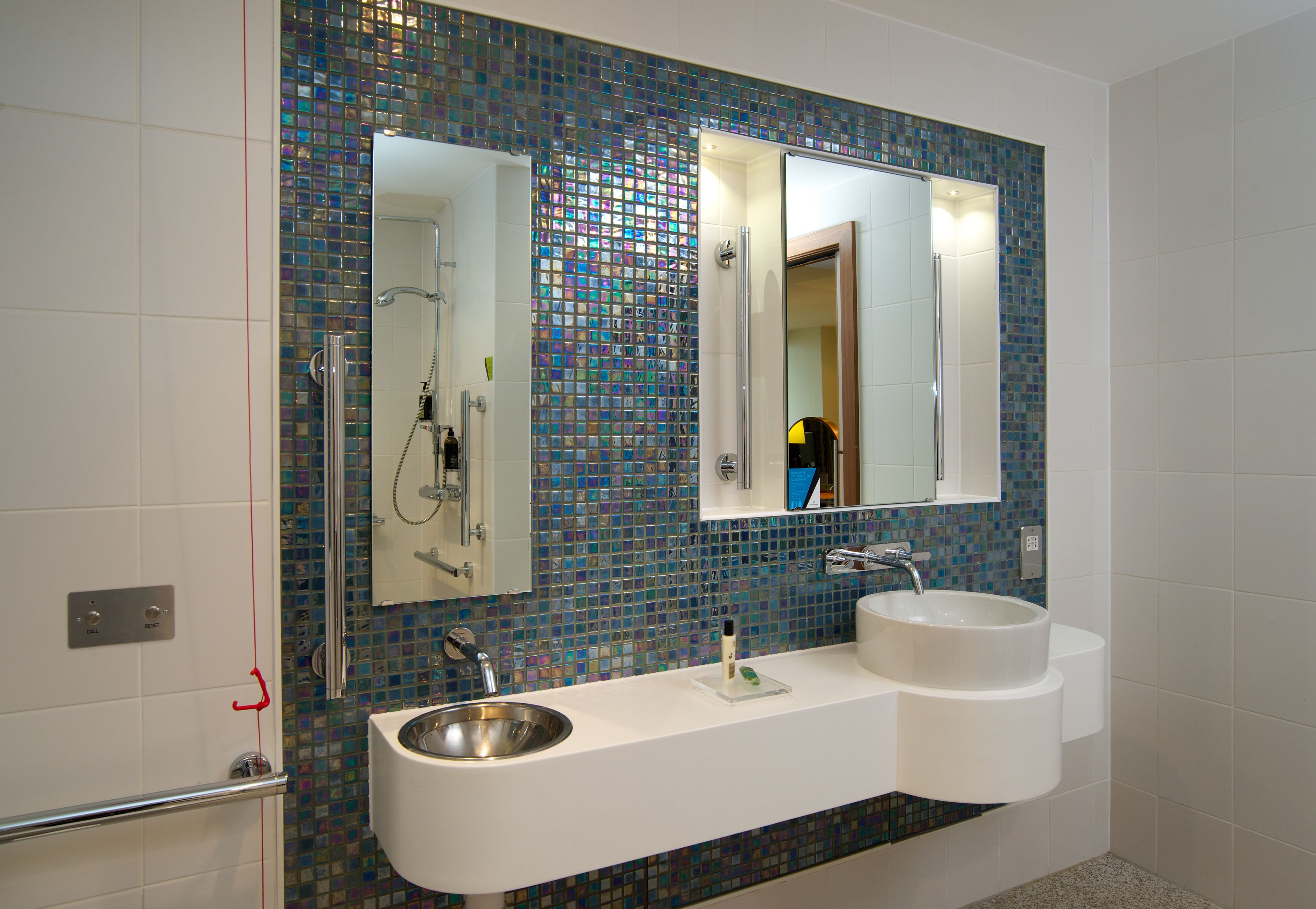 double room (disability access) | bathroom | free toiletries, hair dryer, towels