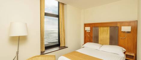 Economy-Doppelzimmer, Meerblick