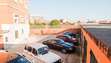 Estacionamiento (EUR 9 por día)