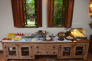 Coffee service - Bico Verde (São Sebastião)