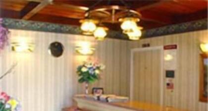 Cloverdale Oaks Inn