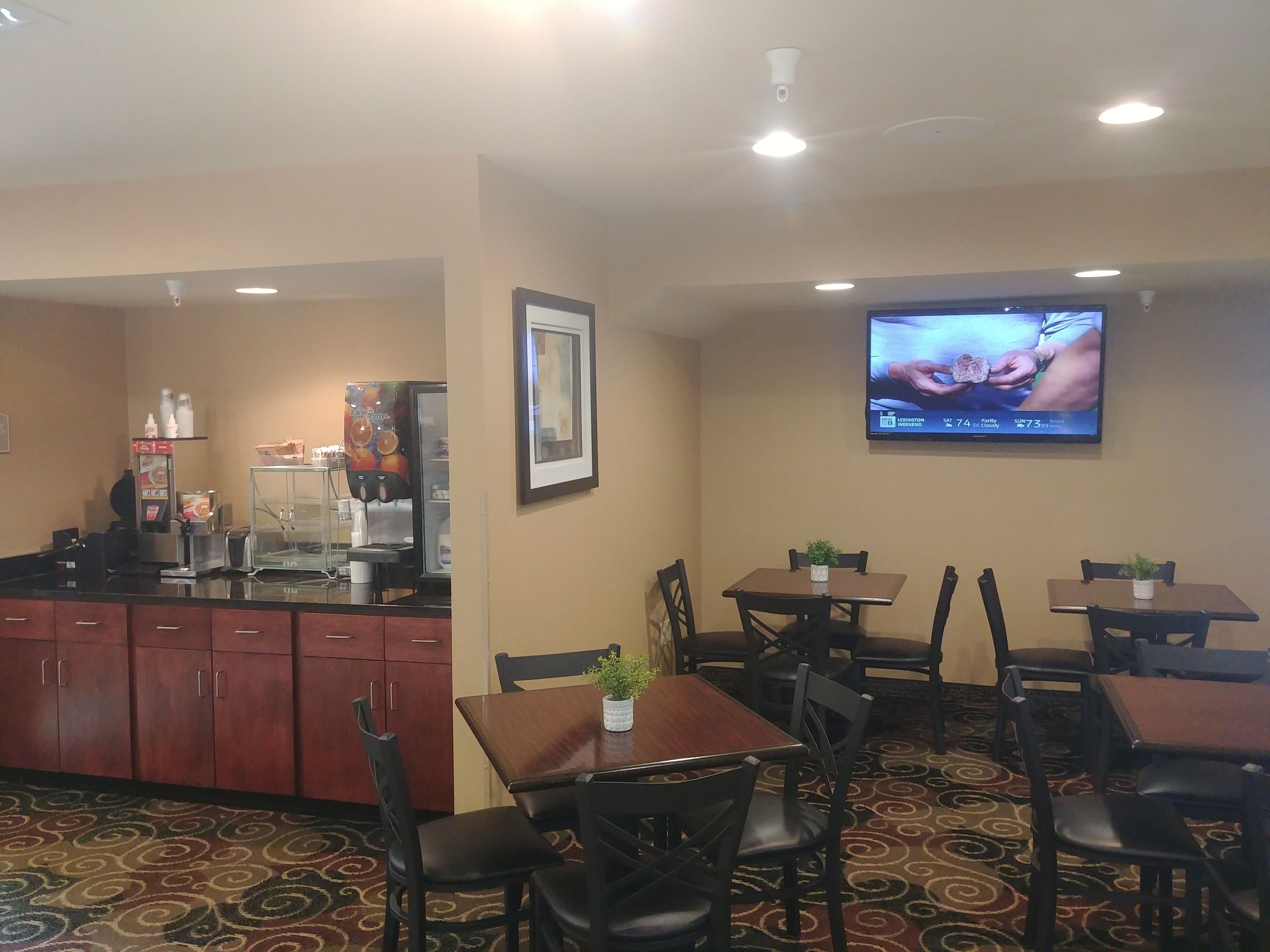 Gratis komplett frukost på vardagar 